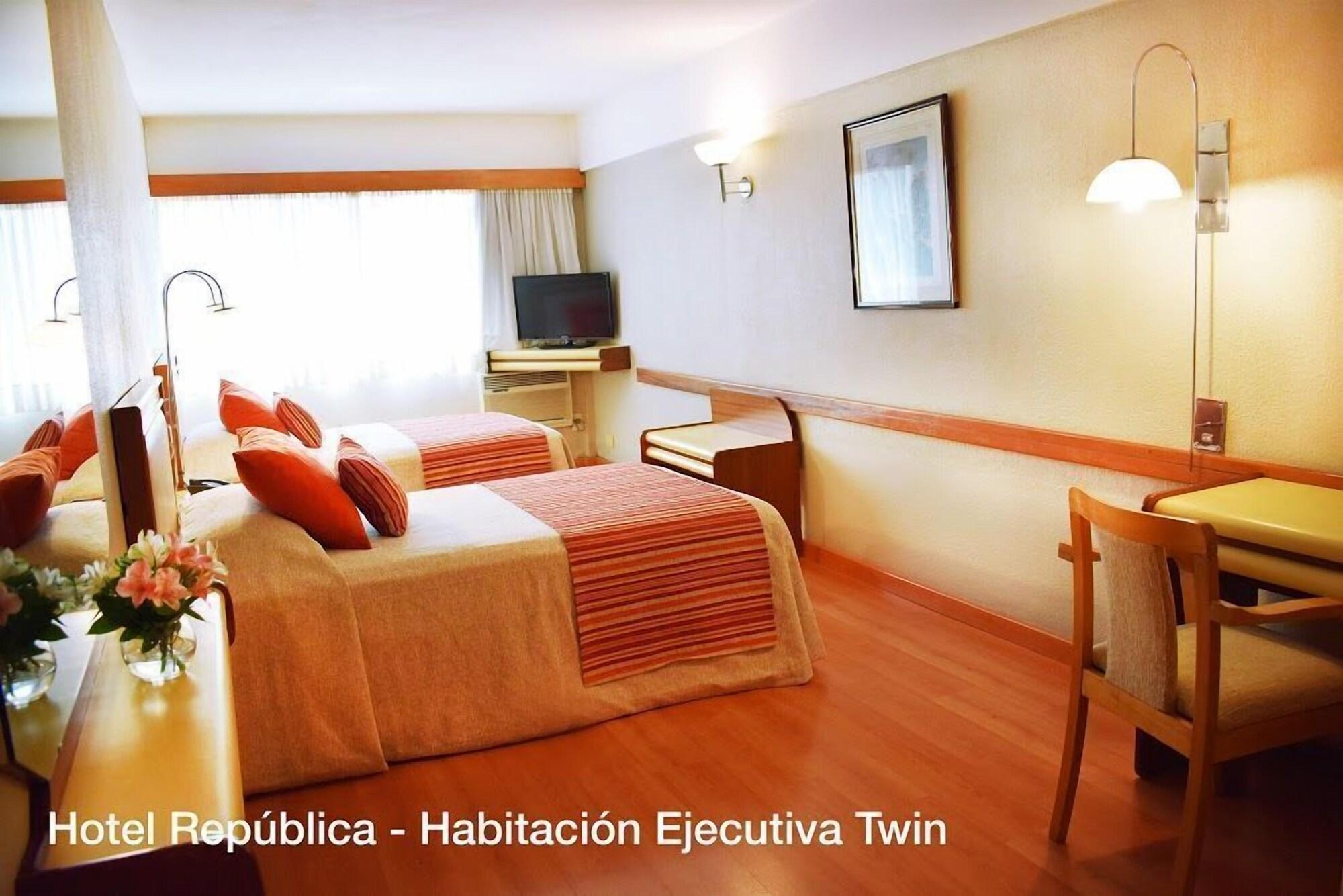 Hotel Solans Republica Rosario Exterior photo