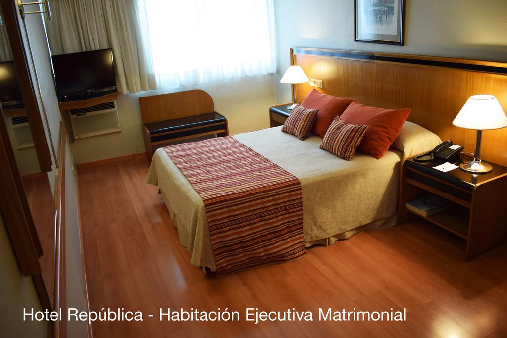 Hotel Solans Republica Rosario Exterior photo