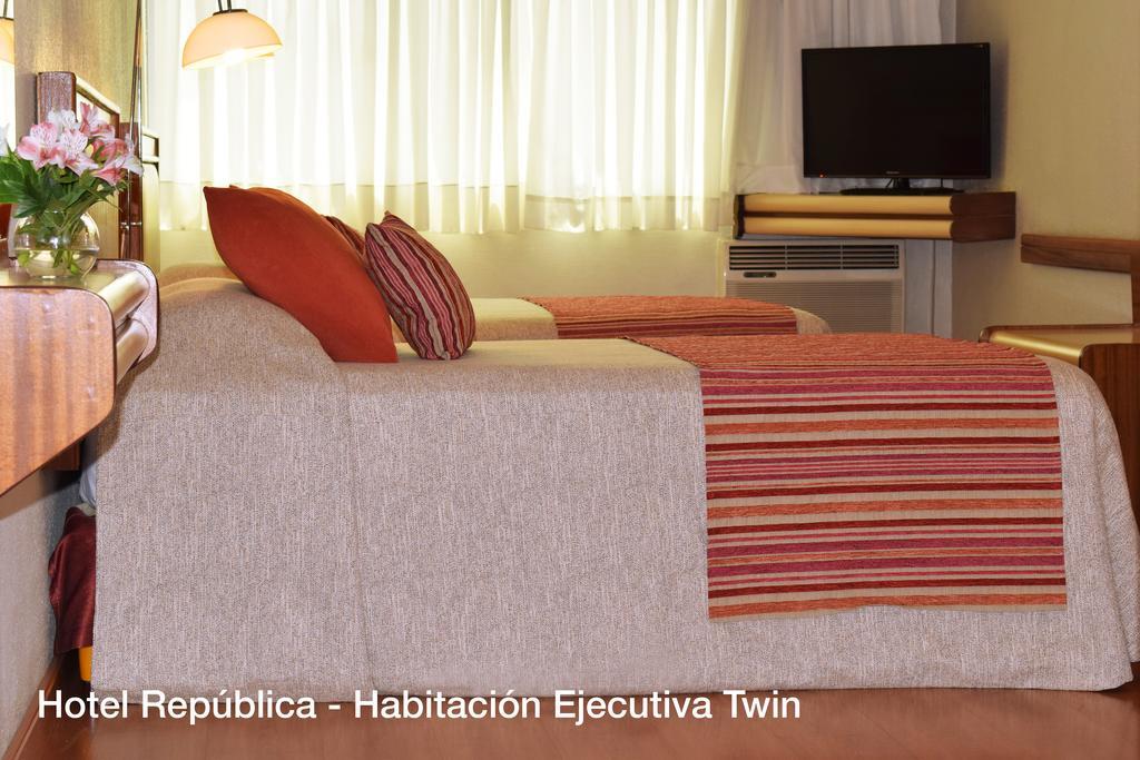 Hotel Solans Republica Rosario Exterior photo